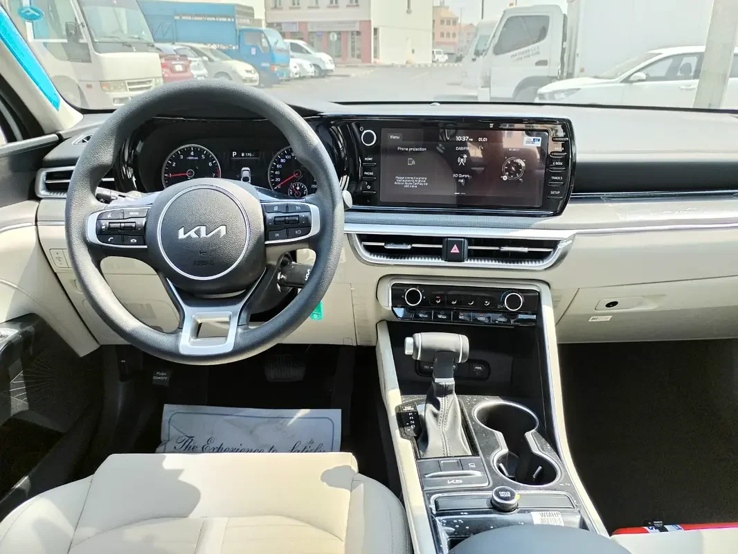 KIA K5 2023