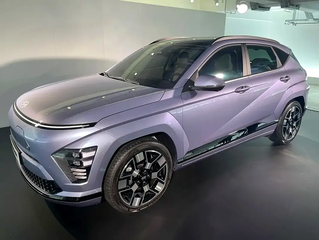 HYUNDAI KONA 2025