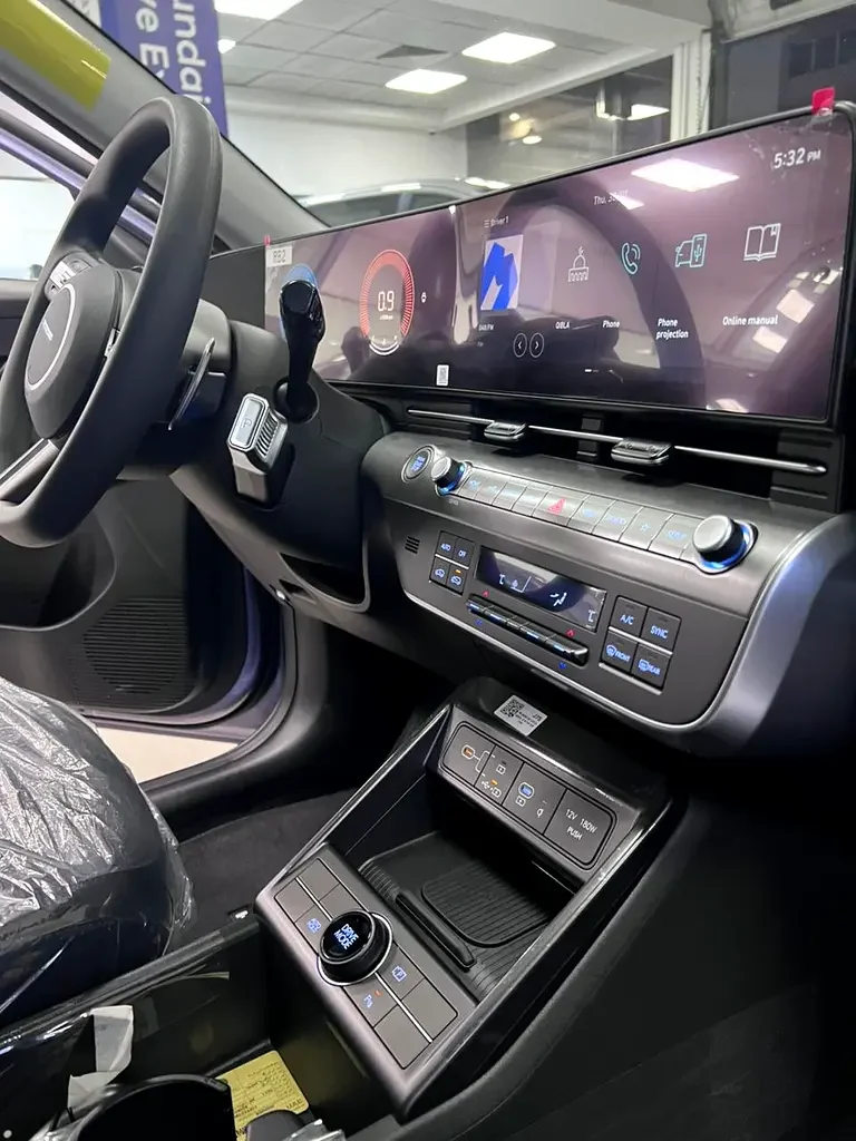 HYUNDAI KONA 2025