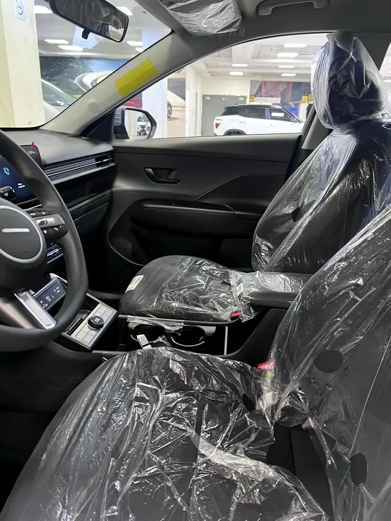 HYUNDAI KONA 2025