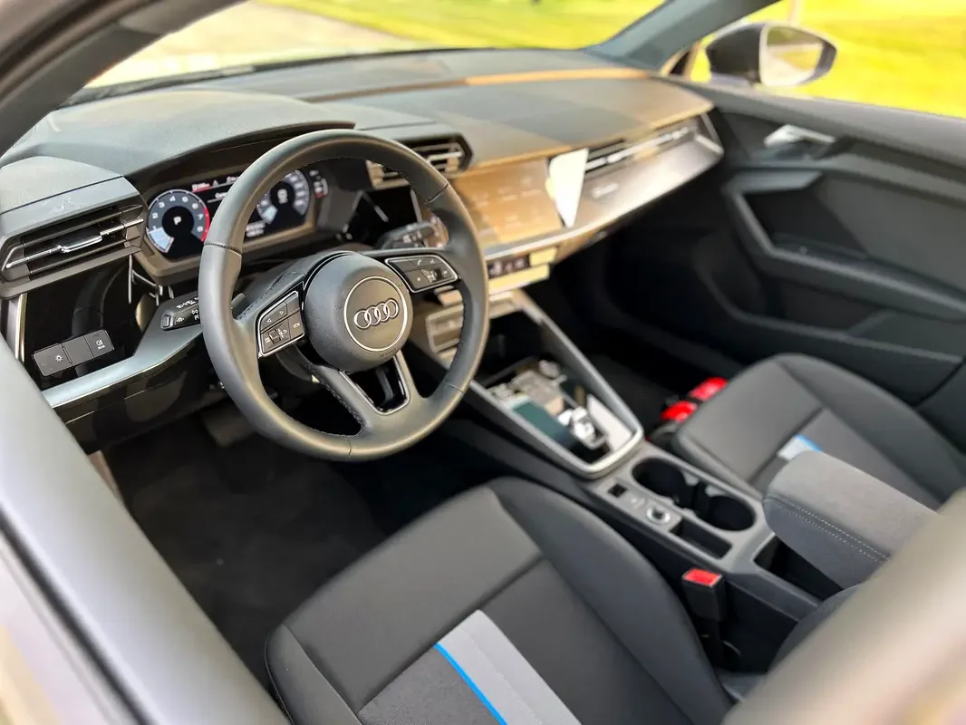 AUDI A3 2024