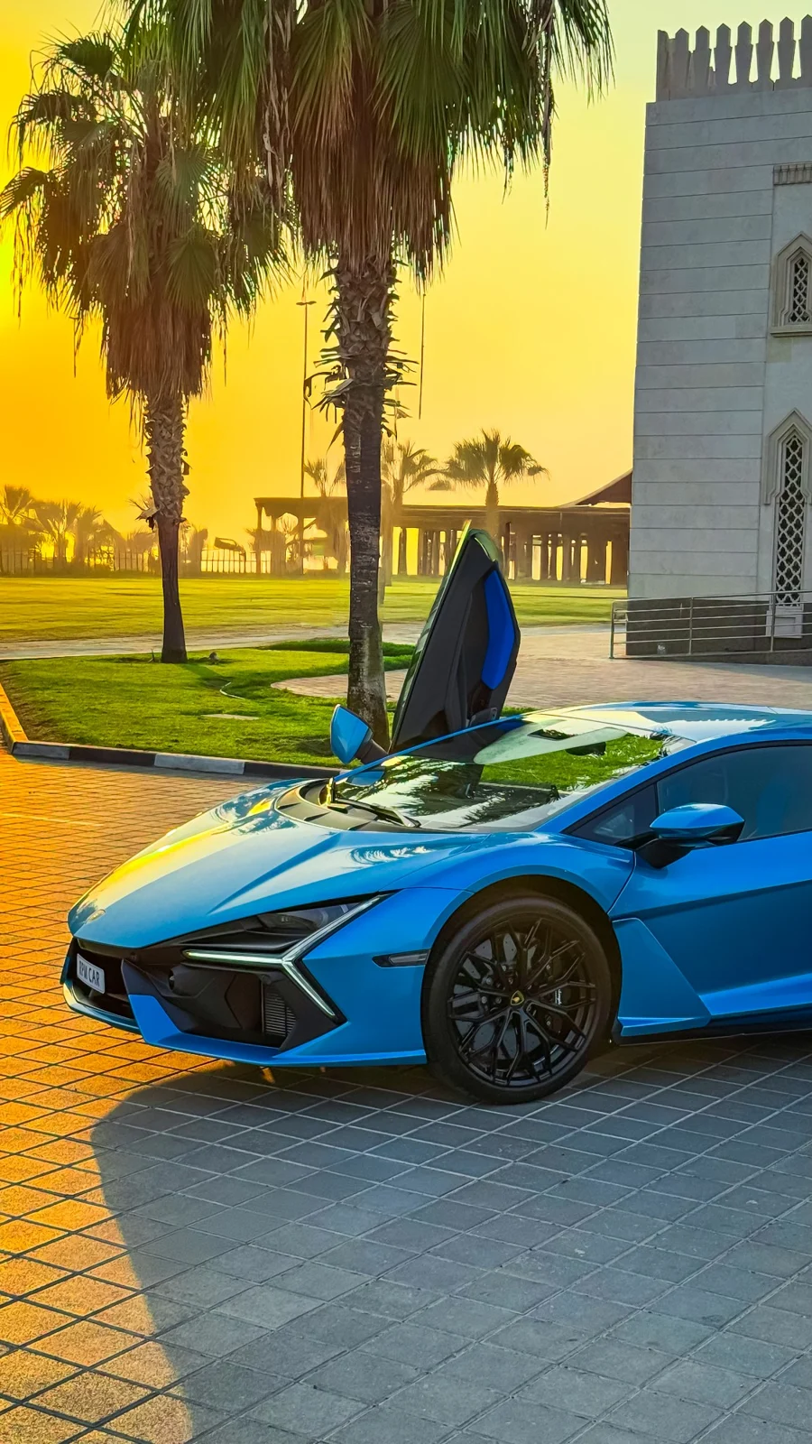 LAMBORGHINI Revuelto 2024