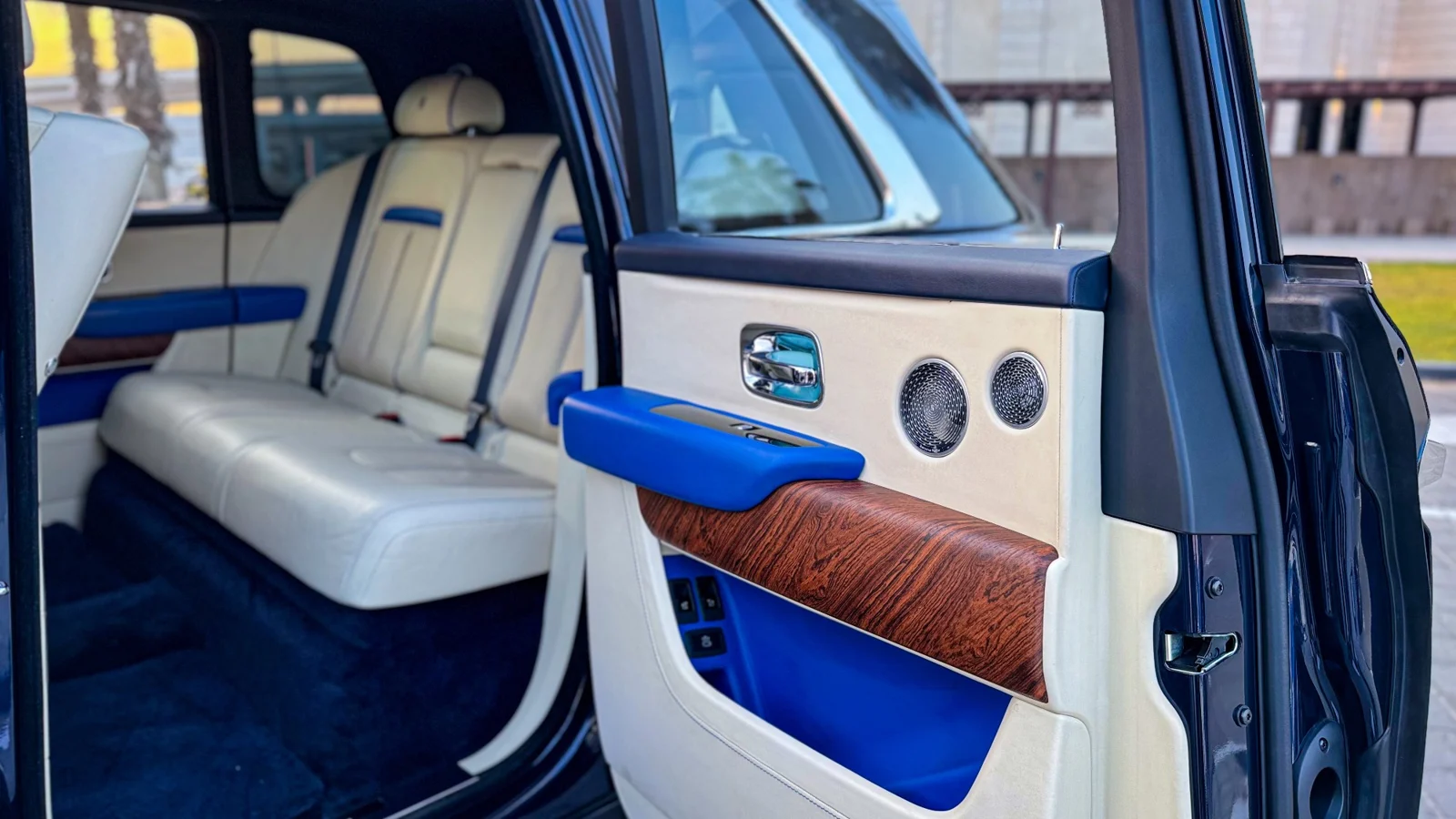 ROLLS ROYCE CULLINAN 2023