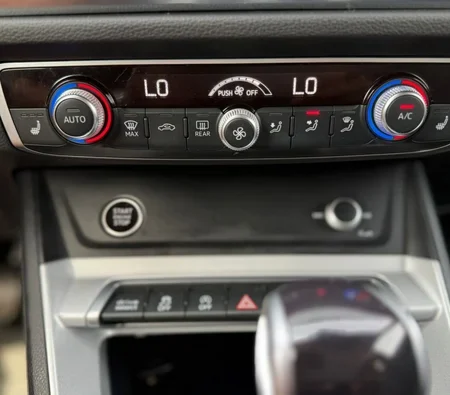 AUDI Q3 2023