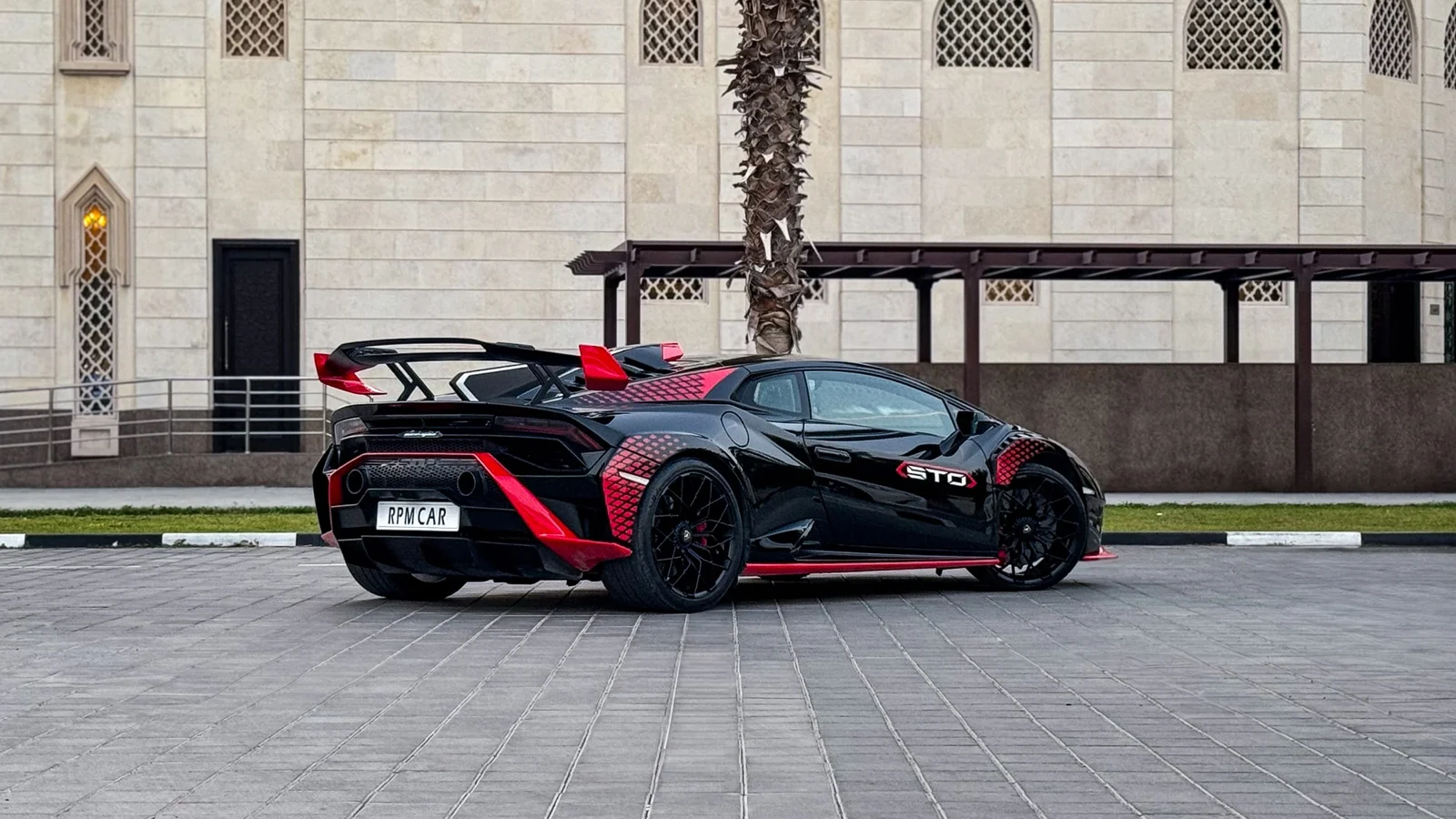 LAMBORGHINI HURACAN 2023