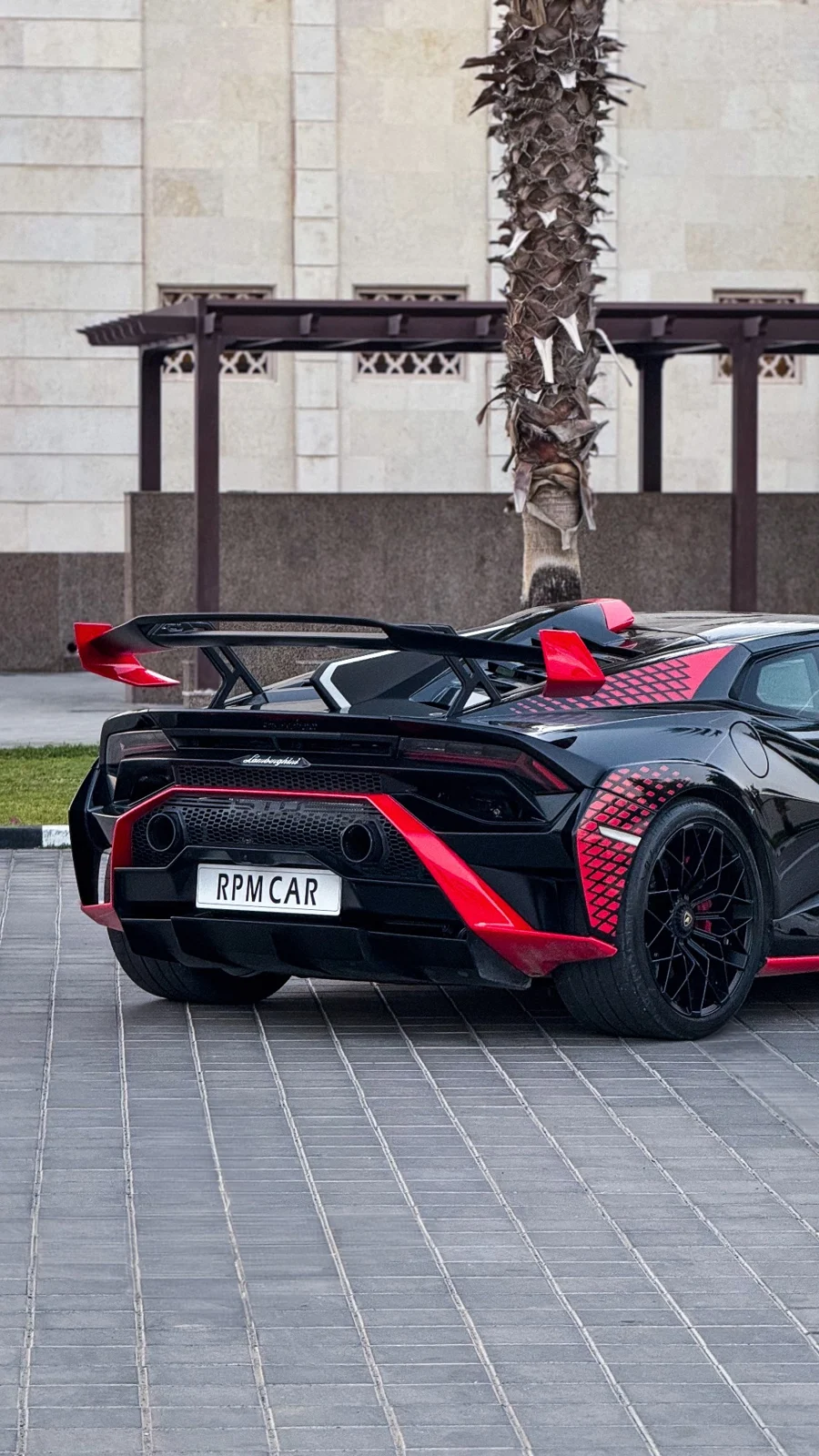 LAMBORGHINI HURACAN 2023