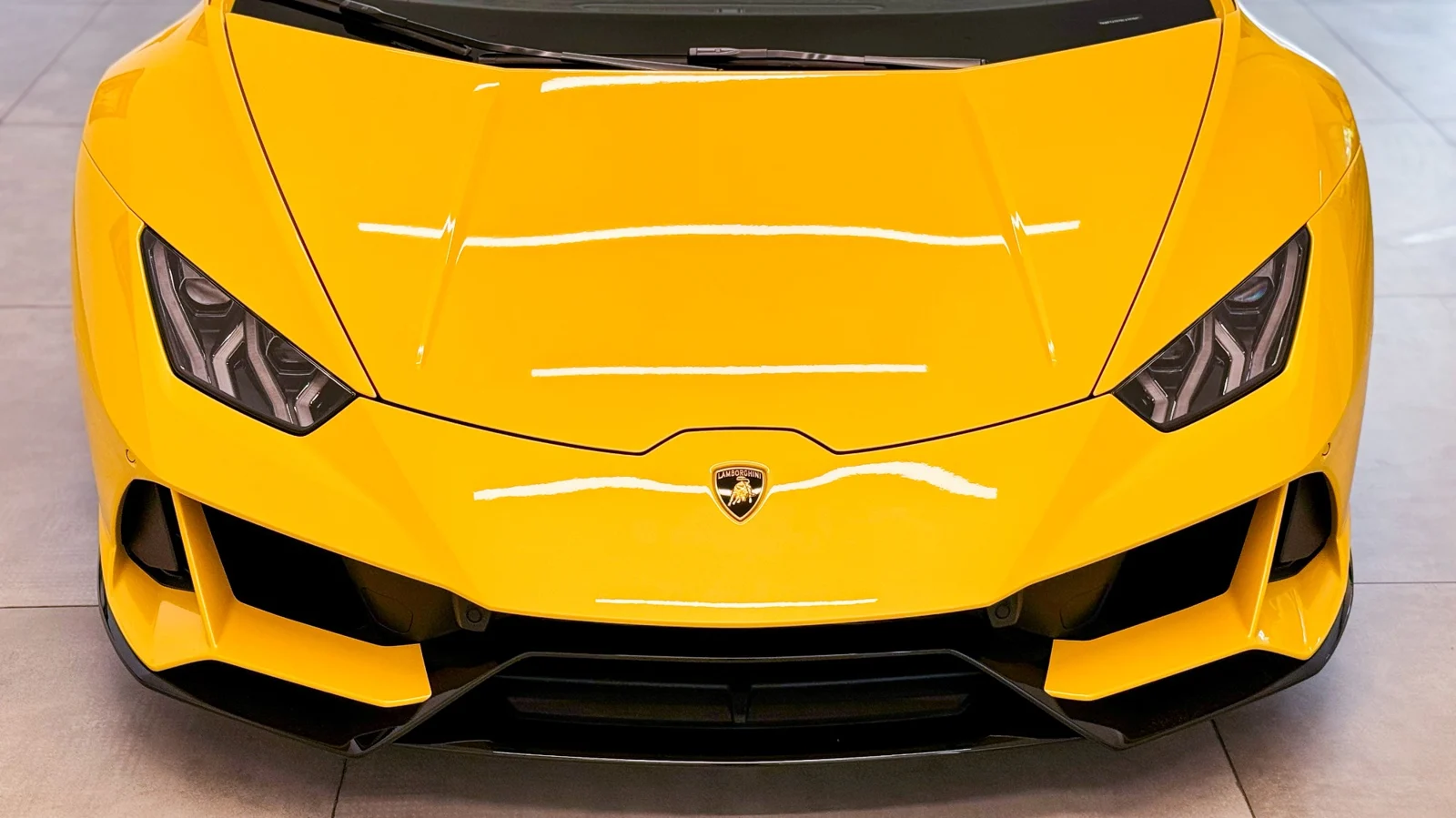 LAMBORGHINI HURACAN 2022