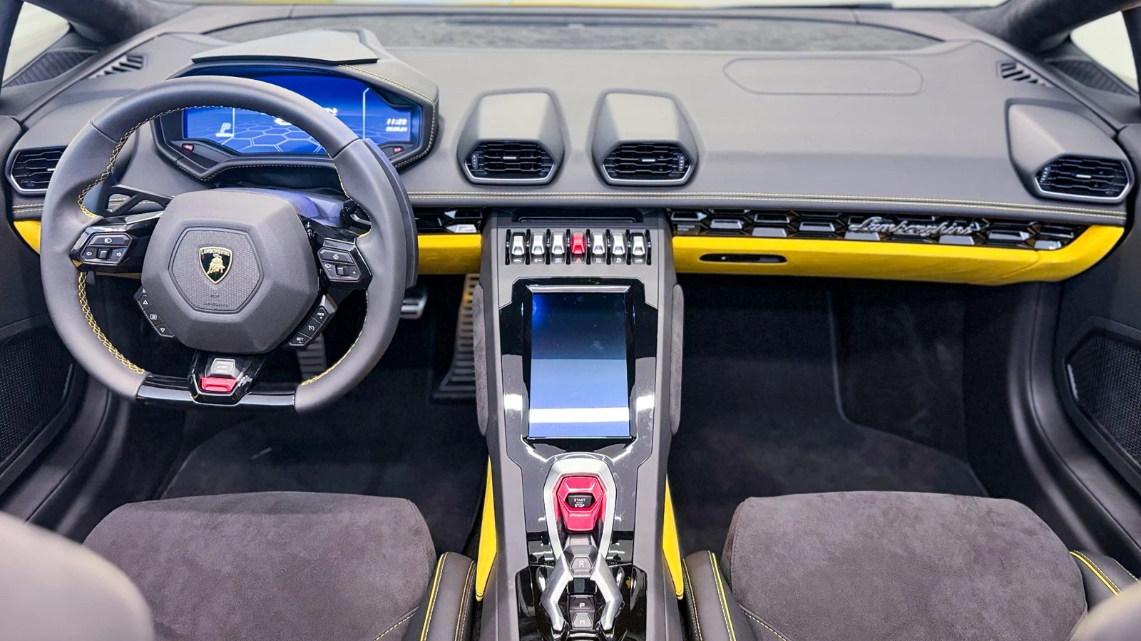 LAMBORGHINI HURACAN 2022