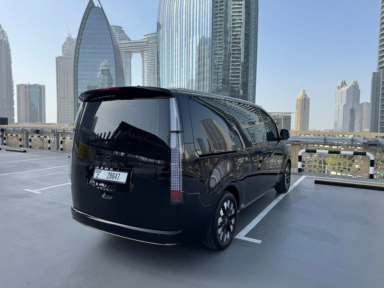 HYUNDAI STARIA 2026