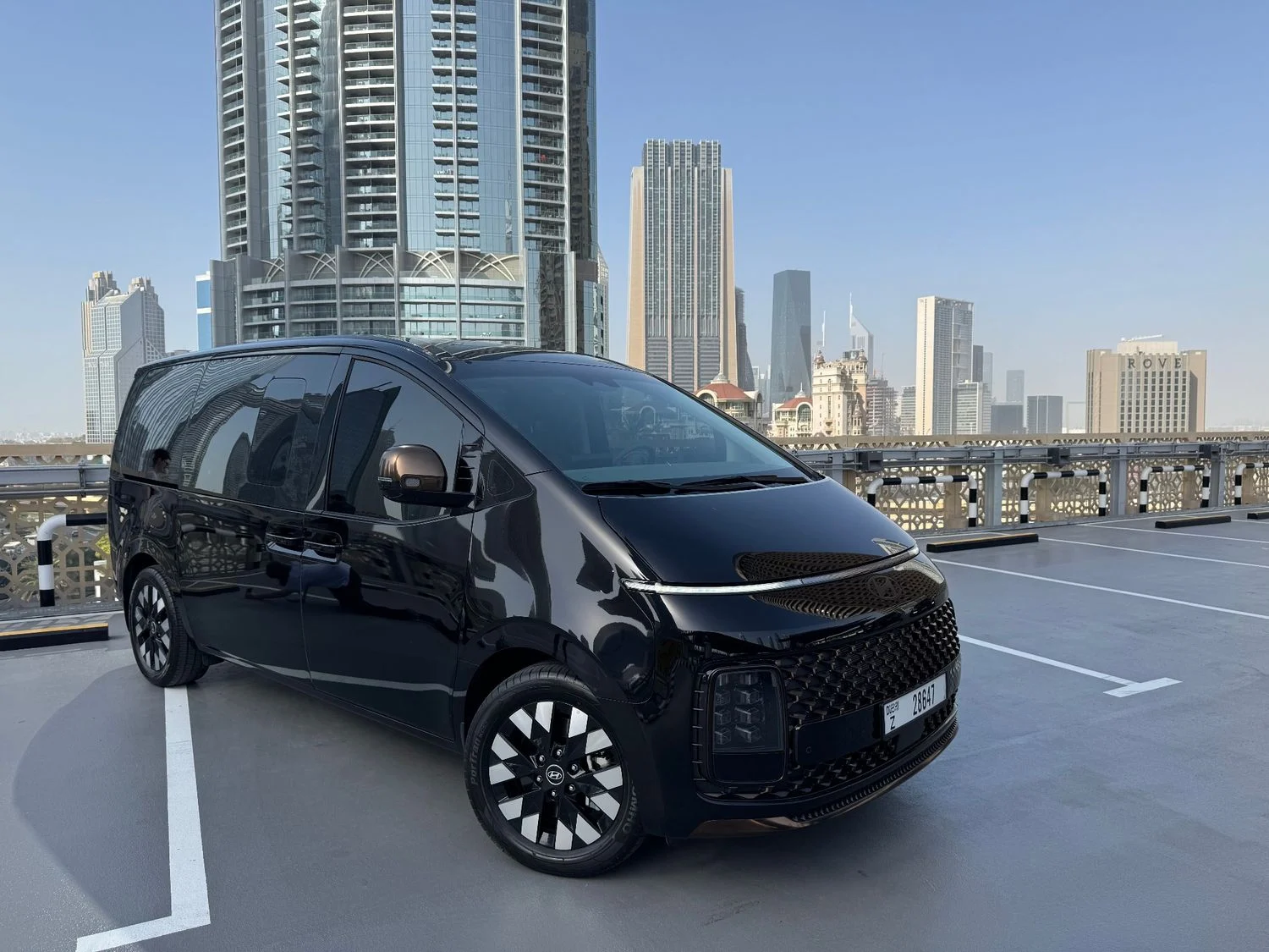 HYUNDAI STARIA 2026
