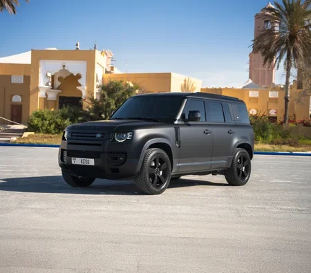 LAND ROVER DEFENDER 2024