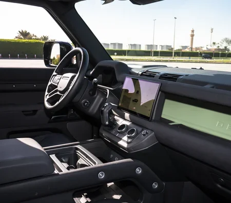LAND ROVER DEFENDER 2024