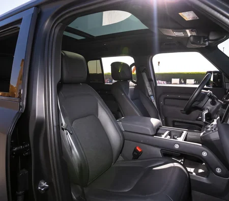 LAND ROVER DEFENDER 2024