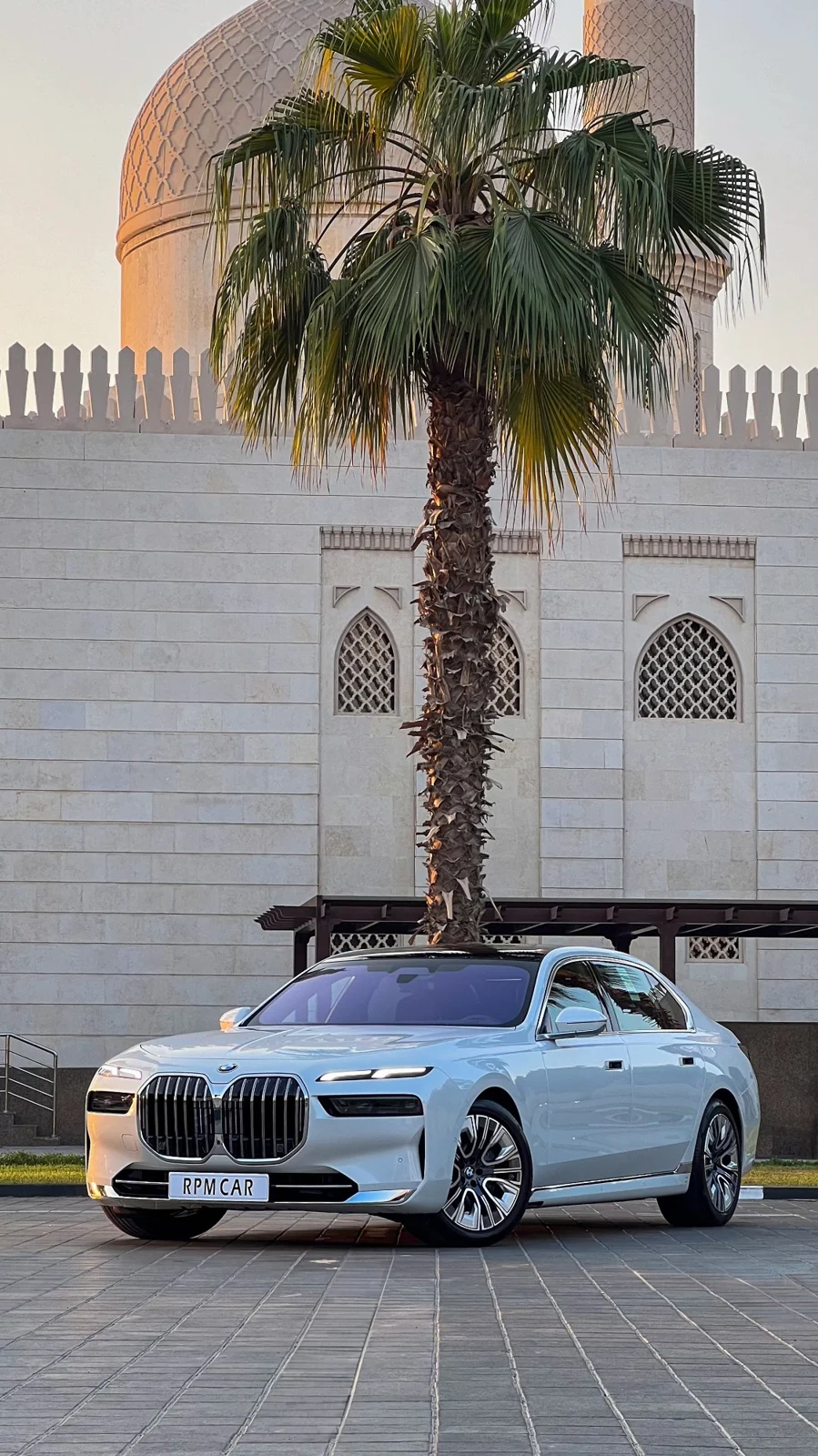بي أم دبليو 7 SERIES 2024