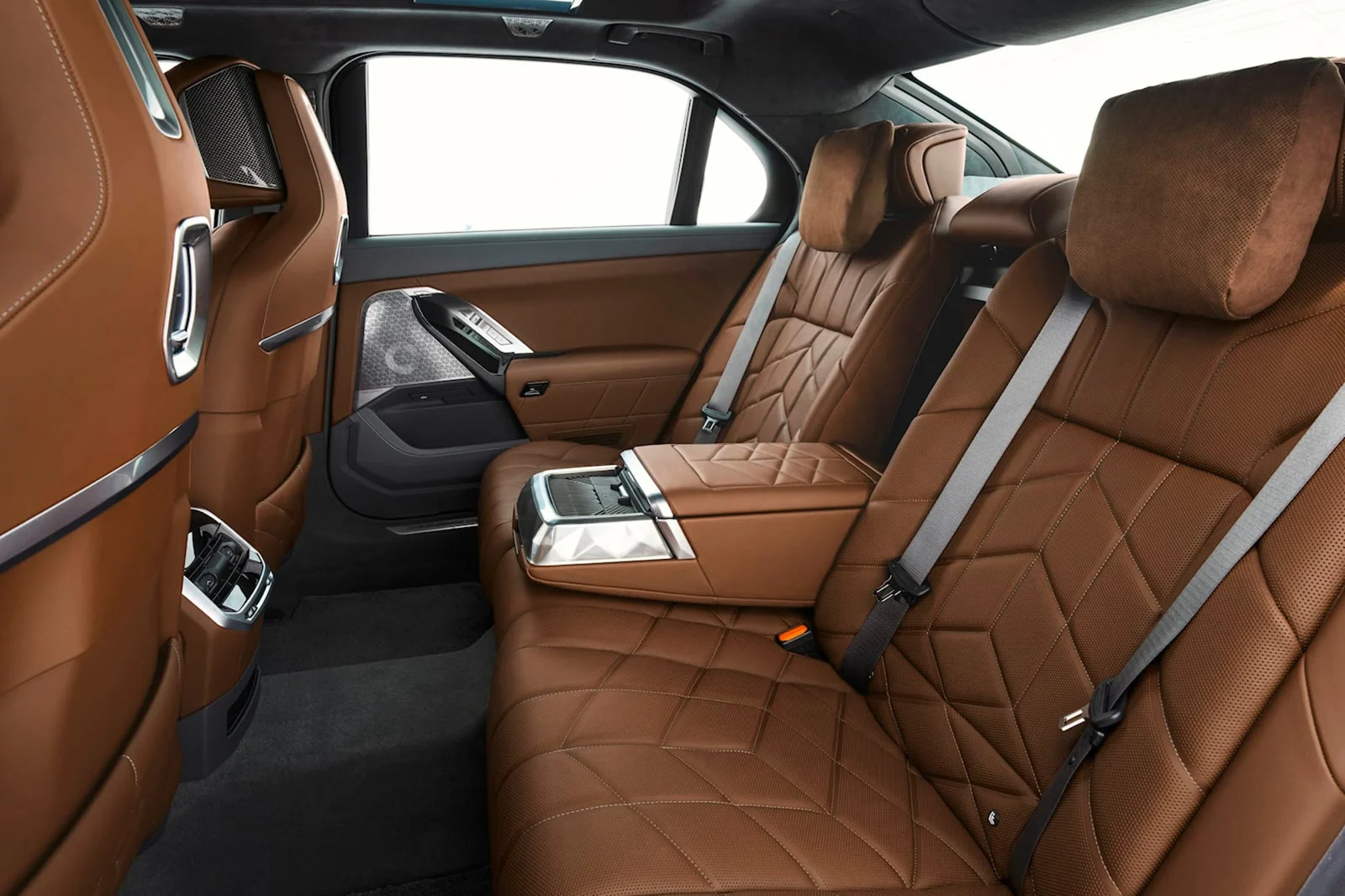 بي أم دبليو 7 SERIES 2024