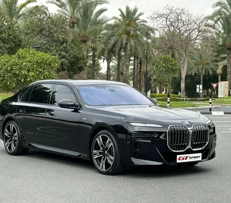 بي أم دبليو 7 SERIES 2024