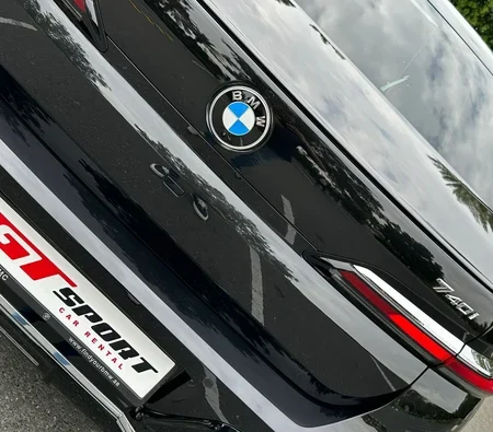 بي أم دبليو 7 SERIES 2024
