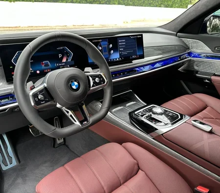 بي أم دبليو 7 SERIES 2024