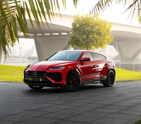 LAMBORGHINI URUS 2025