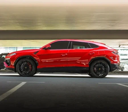 LAMBORGHINI URUS 2025