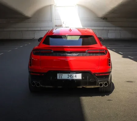 LAMBORGHINI URUS 2025