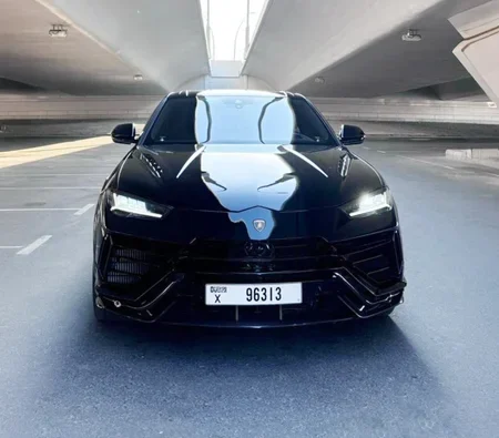 لامبرغيني أوروس 2023