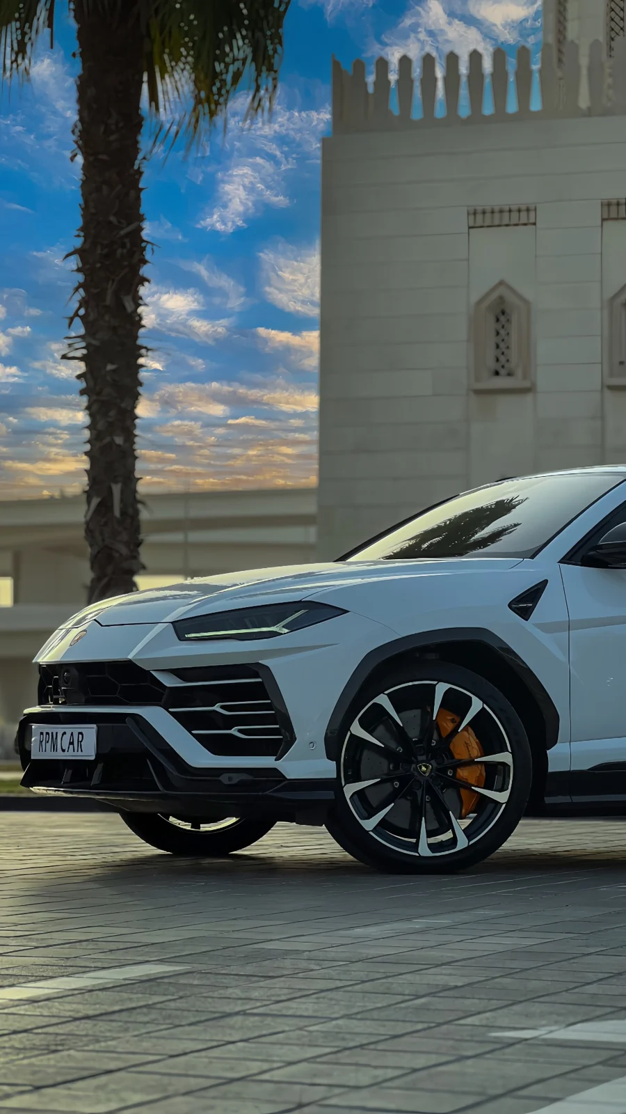 LAMBORGHINI URUS 2022