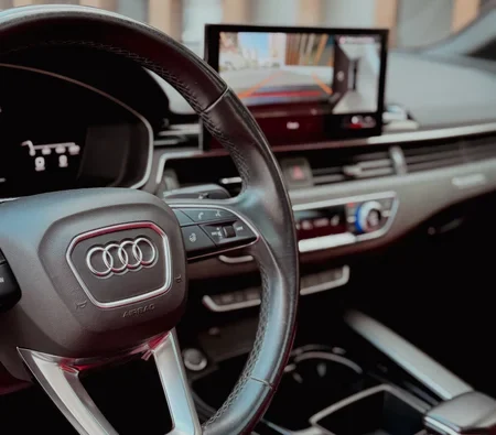 AUDI A4 2021