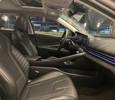HYUNDAI ELANTRA 2024