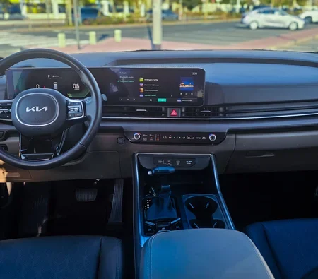 KIA CARNIVAL 2025