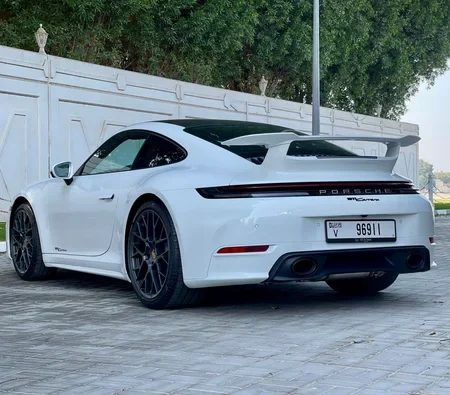 بورش 911 2025