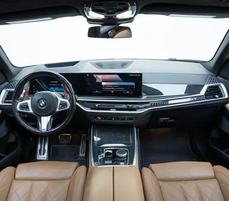BMW X7 2023