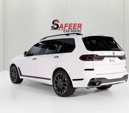 BMW X7 2023