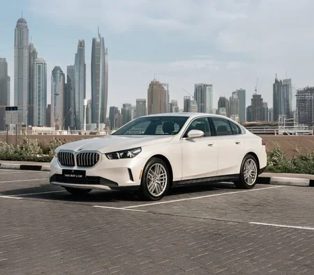 BMW 5 SERIES 2024