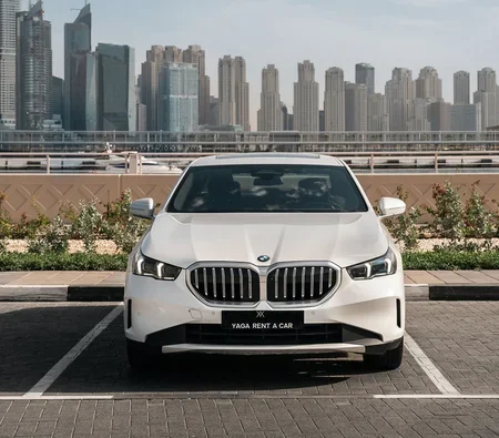 BMW 5 SERIES 2024