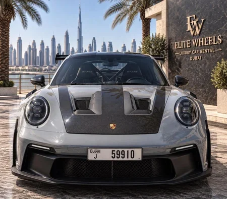 بورش 911 2025