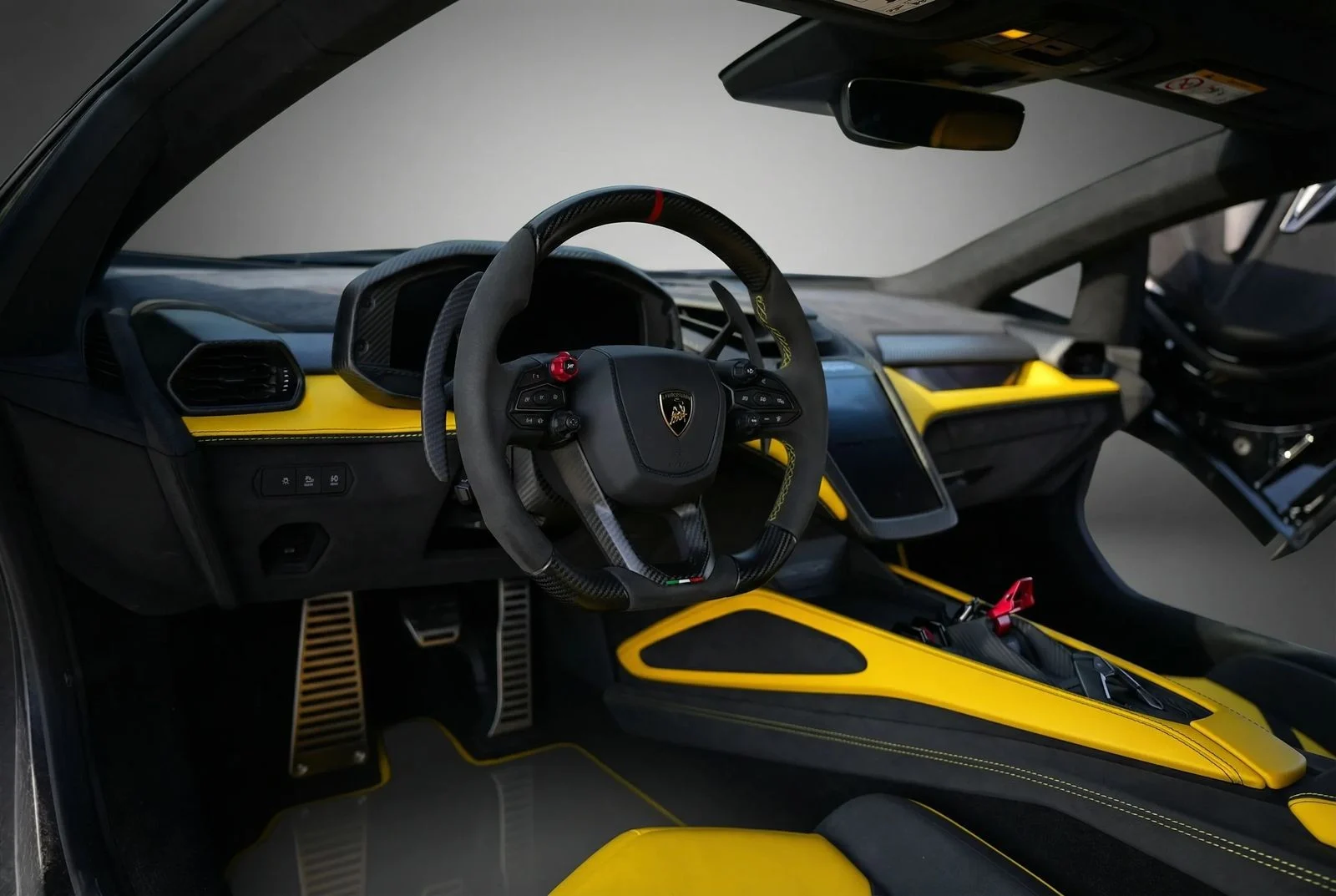 LAMBORGHINI Revuelto 2026