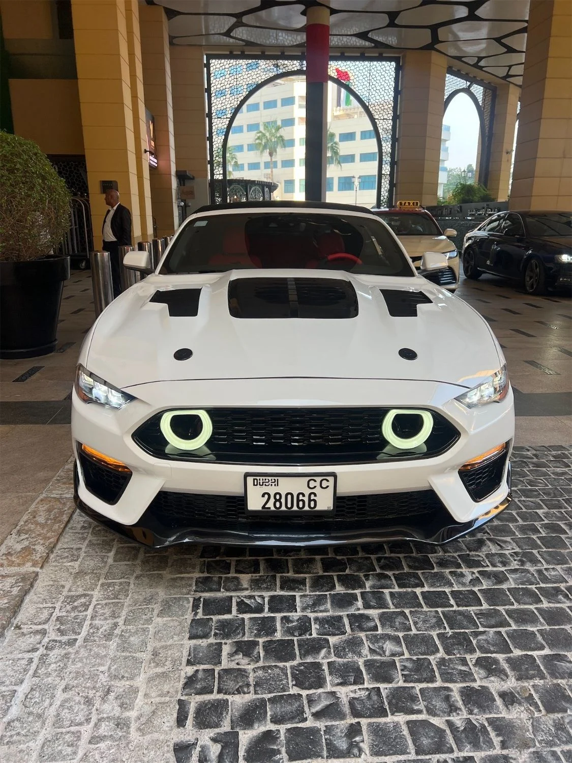 FORD MUSTANG 2023