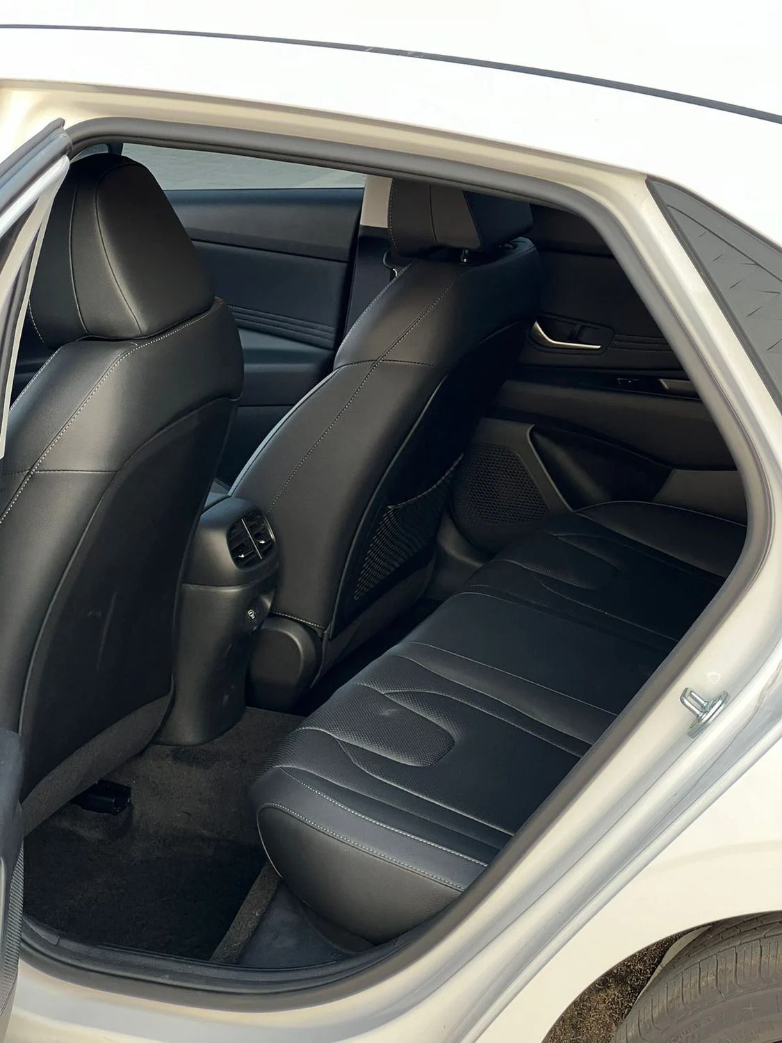 HYUNDAI ELANTRA 2024