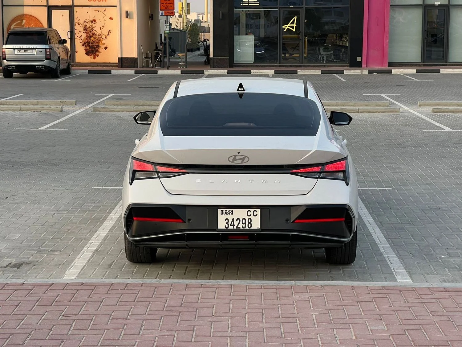 HYUNDAI ELANTRA 2024