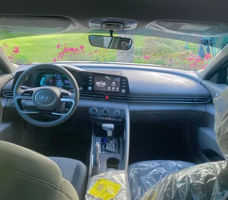 HYUNDAI ELANTRA 2024