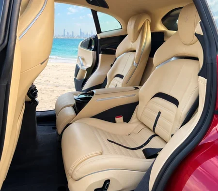 FERRARI PUROSANGUE 2024