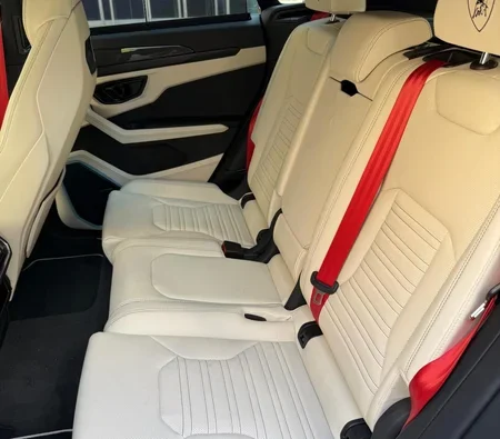 LAMBORGHINI URUS 2026
