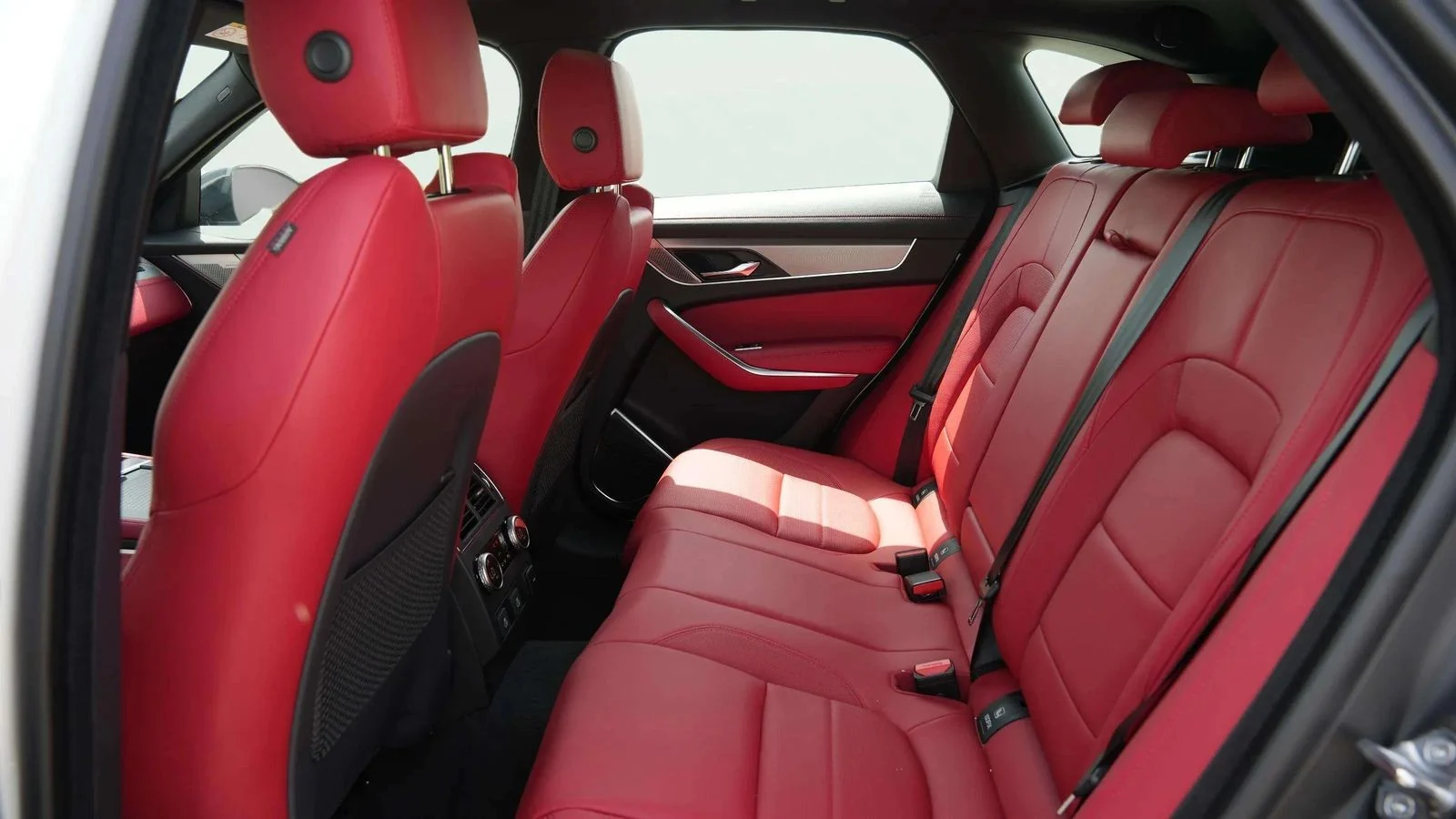 JAGUAR F-PACE 2026