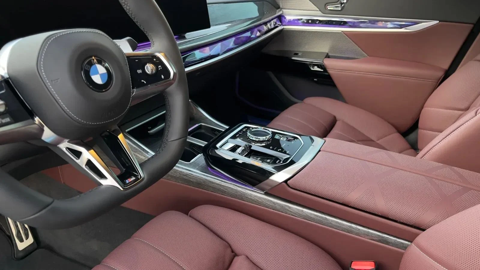 بي أم دبليو 7 SERIES 2025