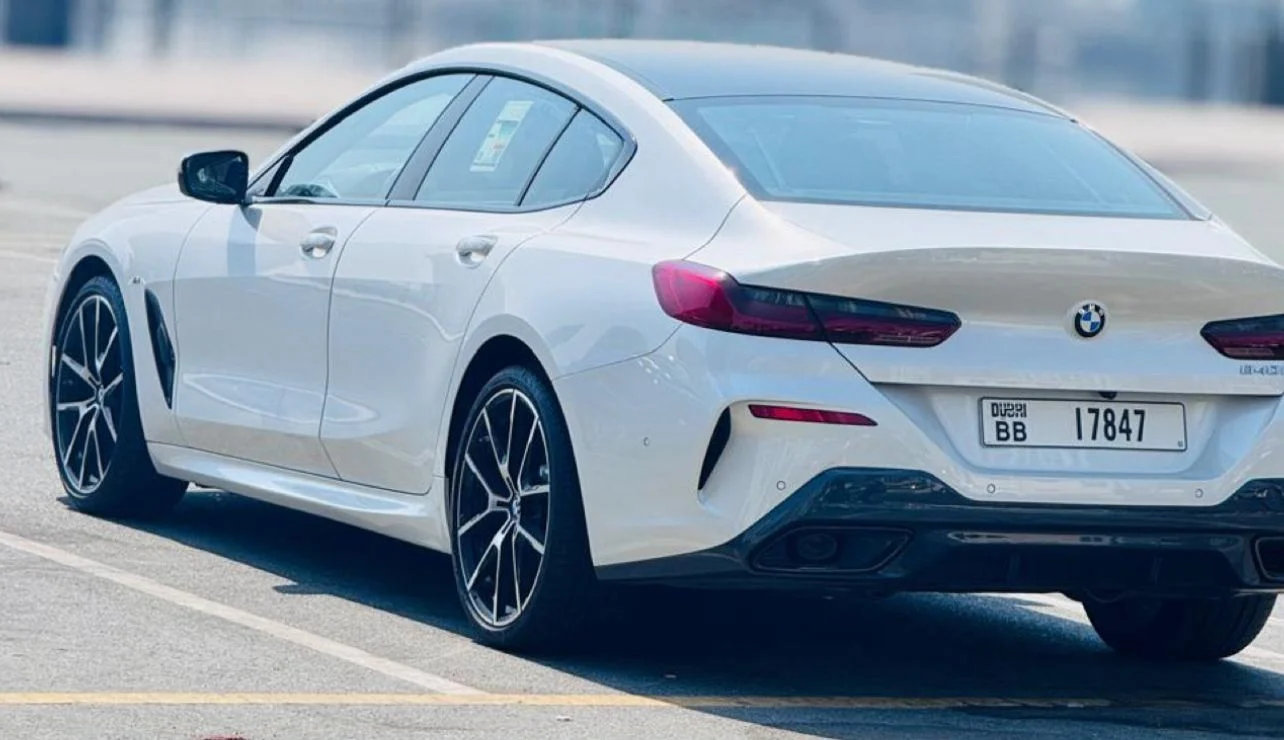 BMW 8 SERIES 2024