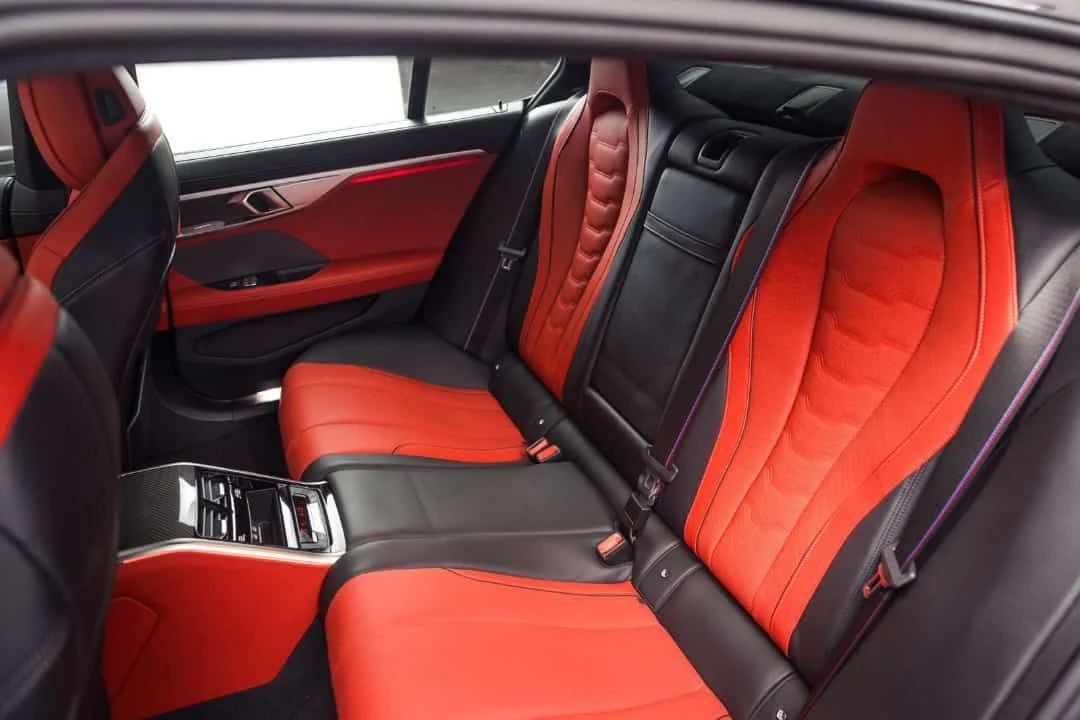 BMW 8 SERIES 2024