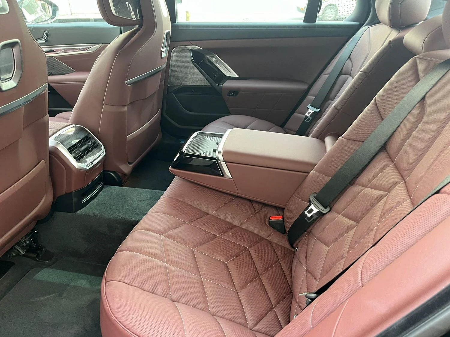 BMW 7 SERIES 2024