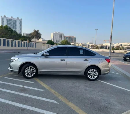 MG 5 2025