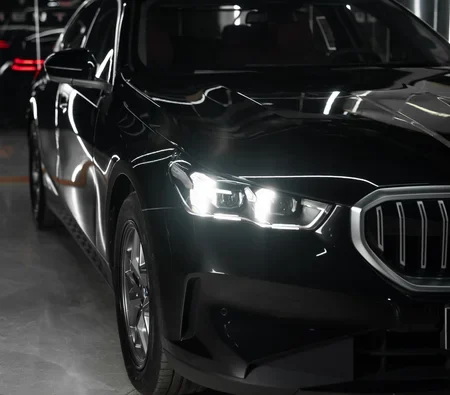 BMW 5 SERIES 2025